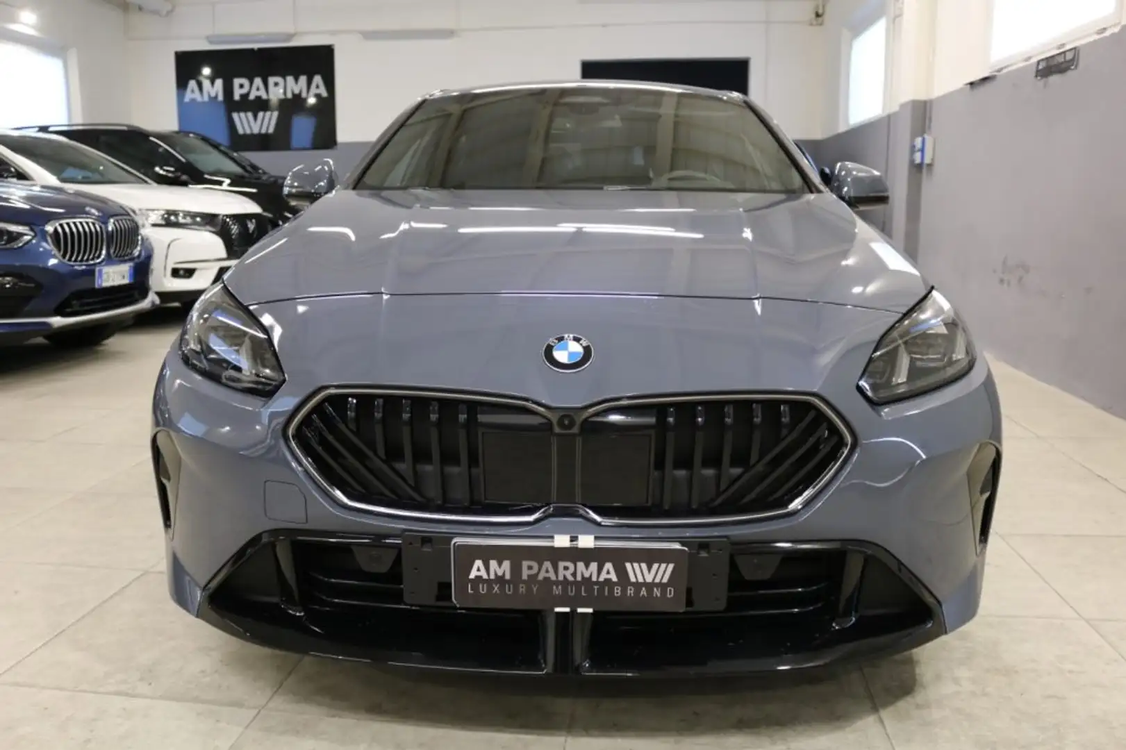 BMW 118 d MSport Pro Grau - 2