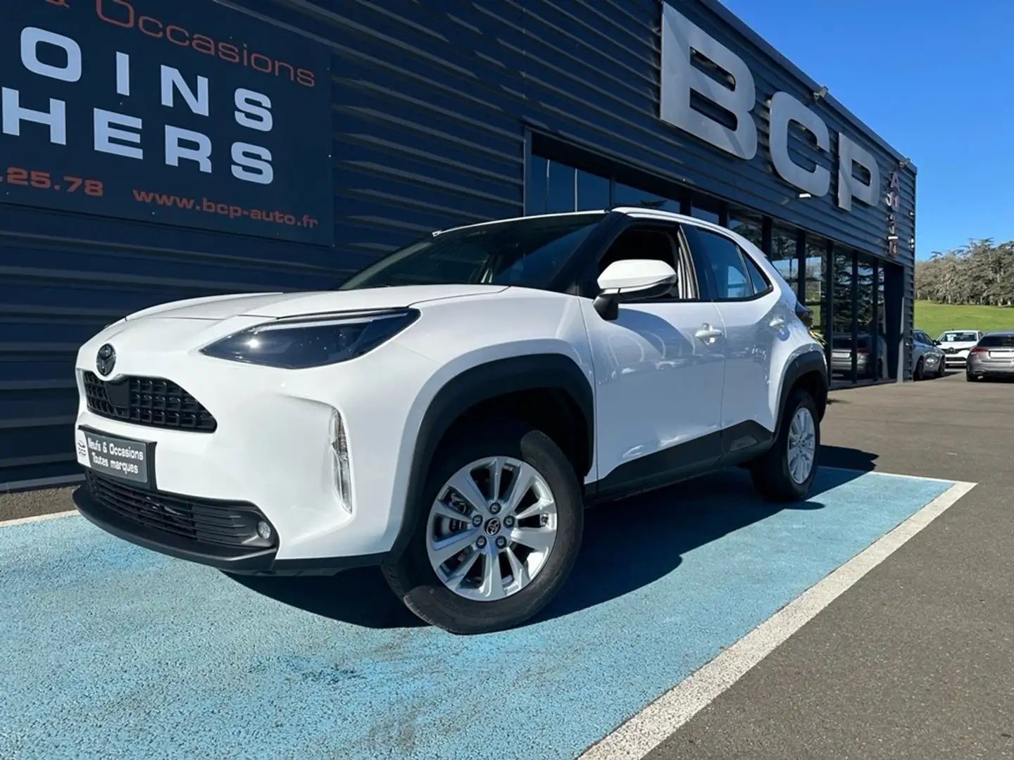 Toyota Yaris Cross 116H DYNAMIC MY22 Blanc - 1