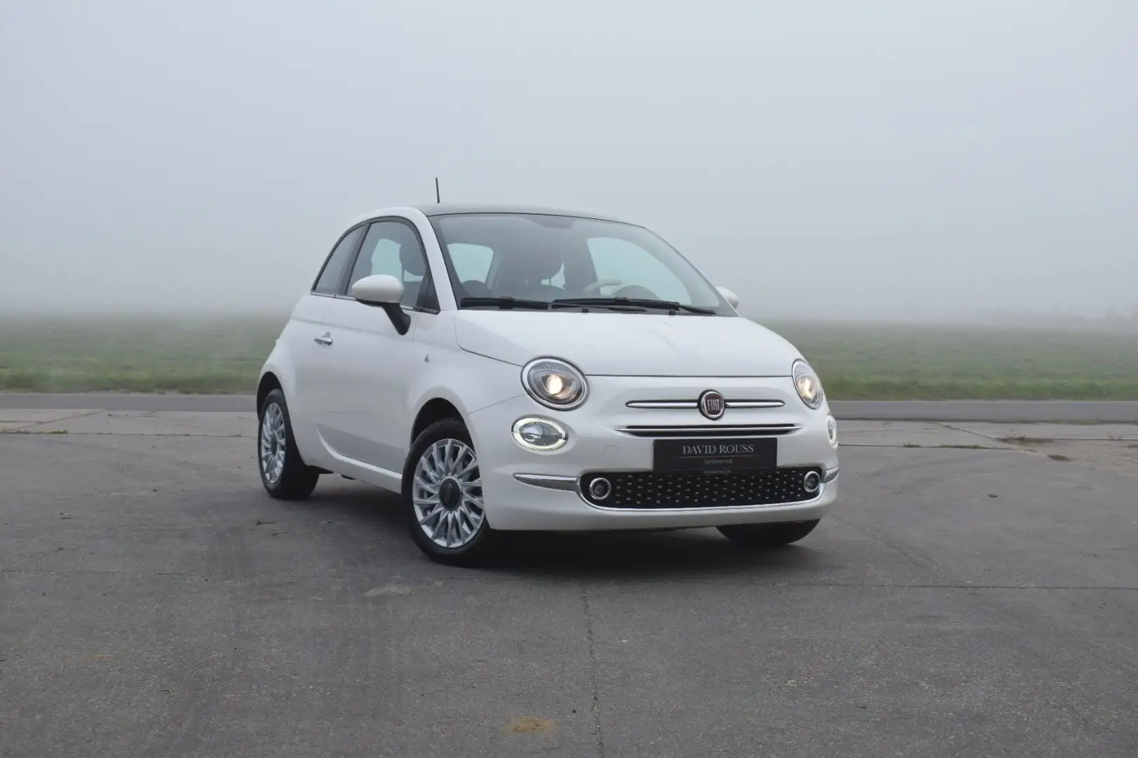 Fiat 500 1.0 Dolcevita Hybrid, CarPlay/Cruise/PDC/Pano/NEW Blanco - 1