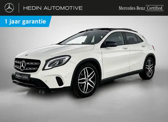 Mercedes-Benz GLA 250 Urban line | Night Pack | Panoramisch Dak | Trekha