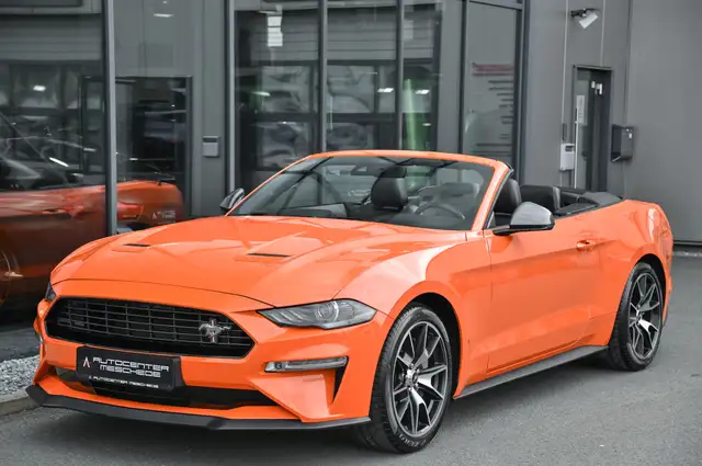 Ford Mustang view 2