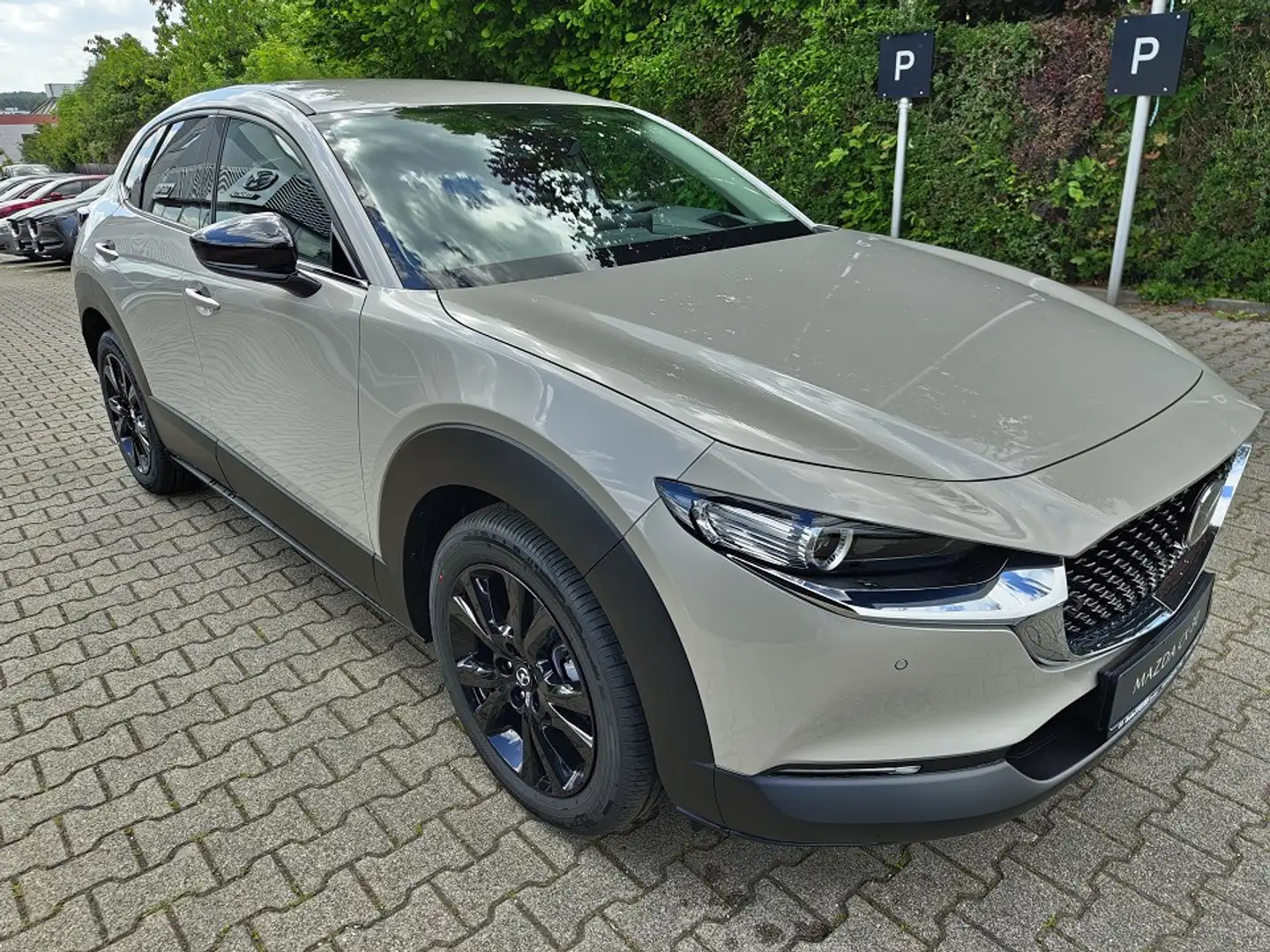 Mazda CX-30 2.5L e-SKYACTIV G FWD Homura Beige - 2