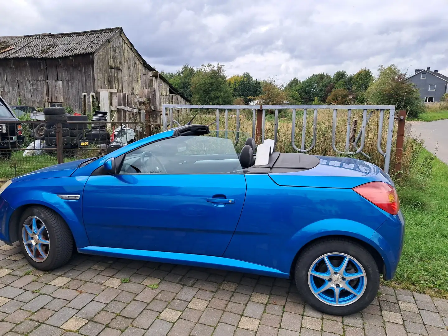 Opel Tigra Twintop 1.4i XEP 16v Sport - 1