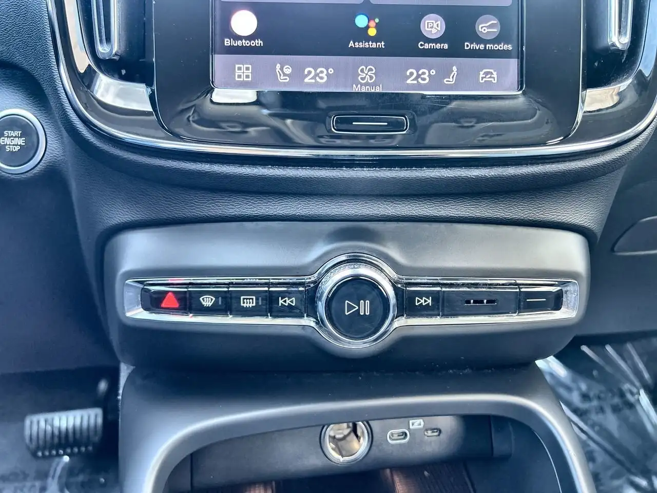 Volvo XC40 снимка Volvo XC40