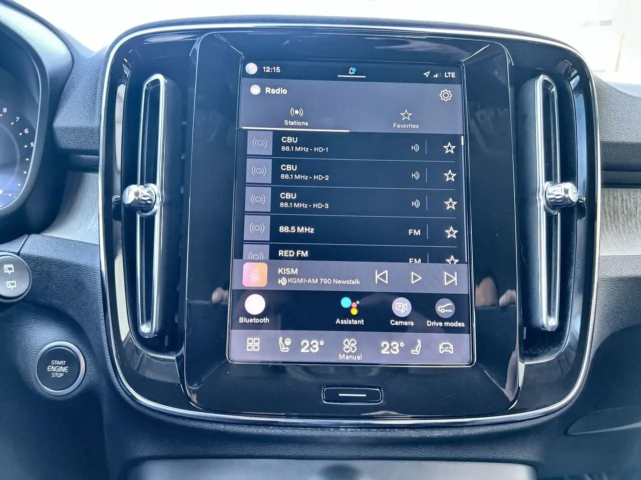 Volvo XC40 снимка Volvo XC40