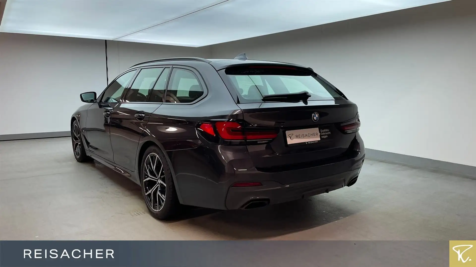 BMW 540 d xDrive Tou M-Sport,AHK,IAL,eKomfSi+Mem,HUD Grau - 2