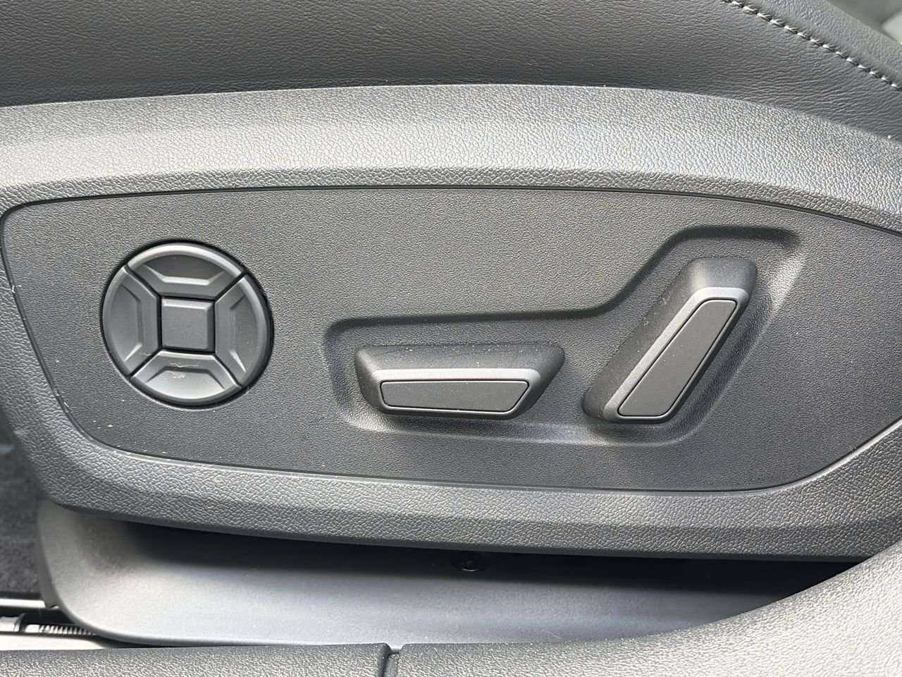 2026 Audi A5 TFSI Technik SLEEK DESIGN, DYNAMIC PERFORMANCE, AN thumb 20