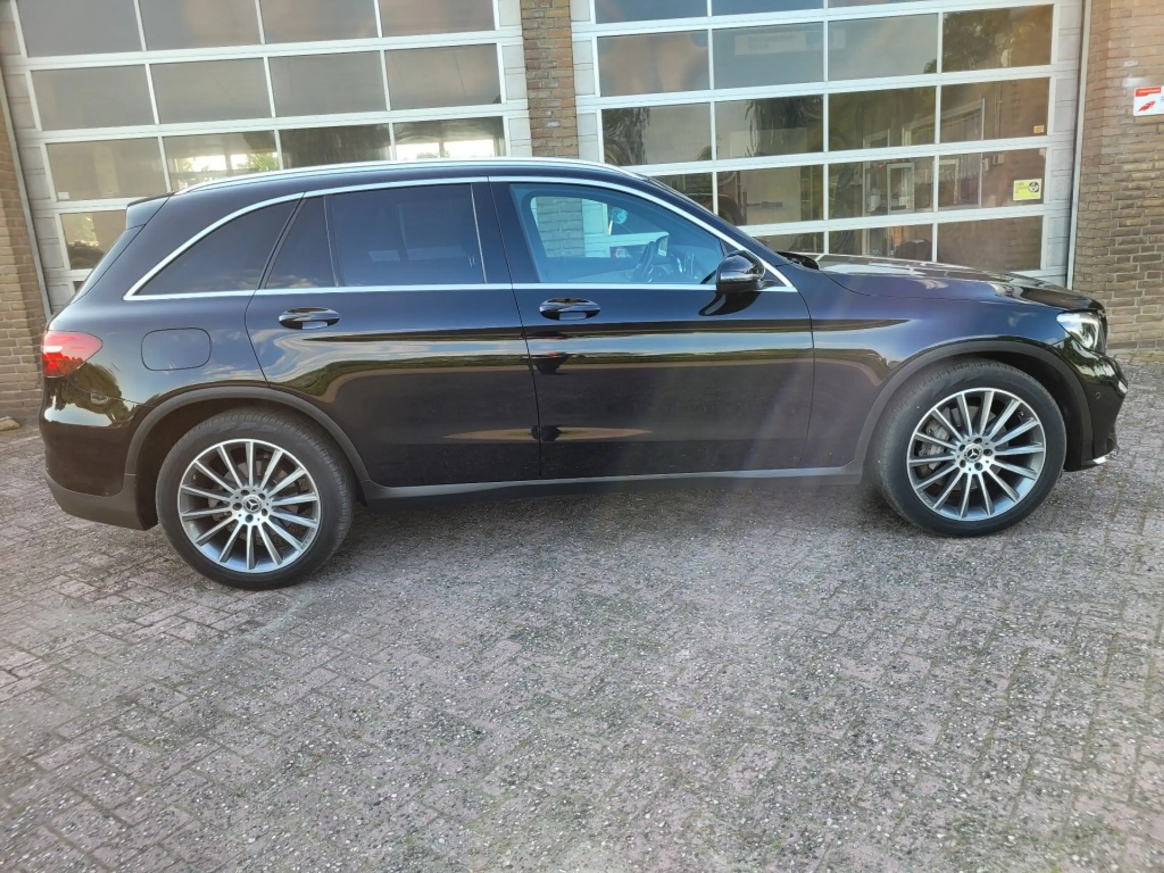 Mercedes-Benz GLC 250 250 4 MATIC AMG LINE 210 pk met trekhaak. — photo 5