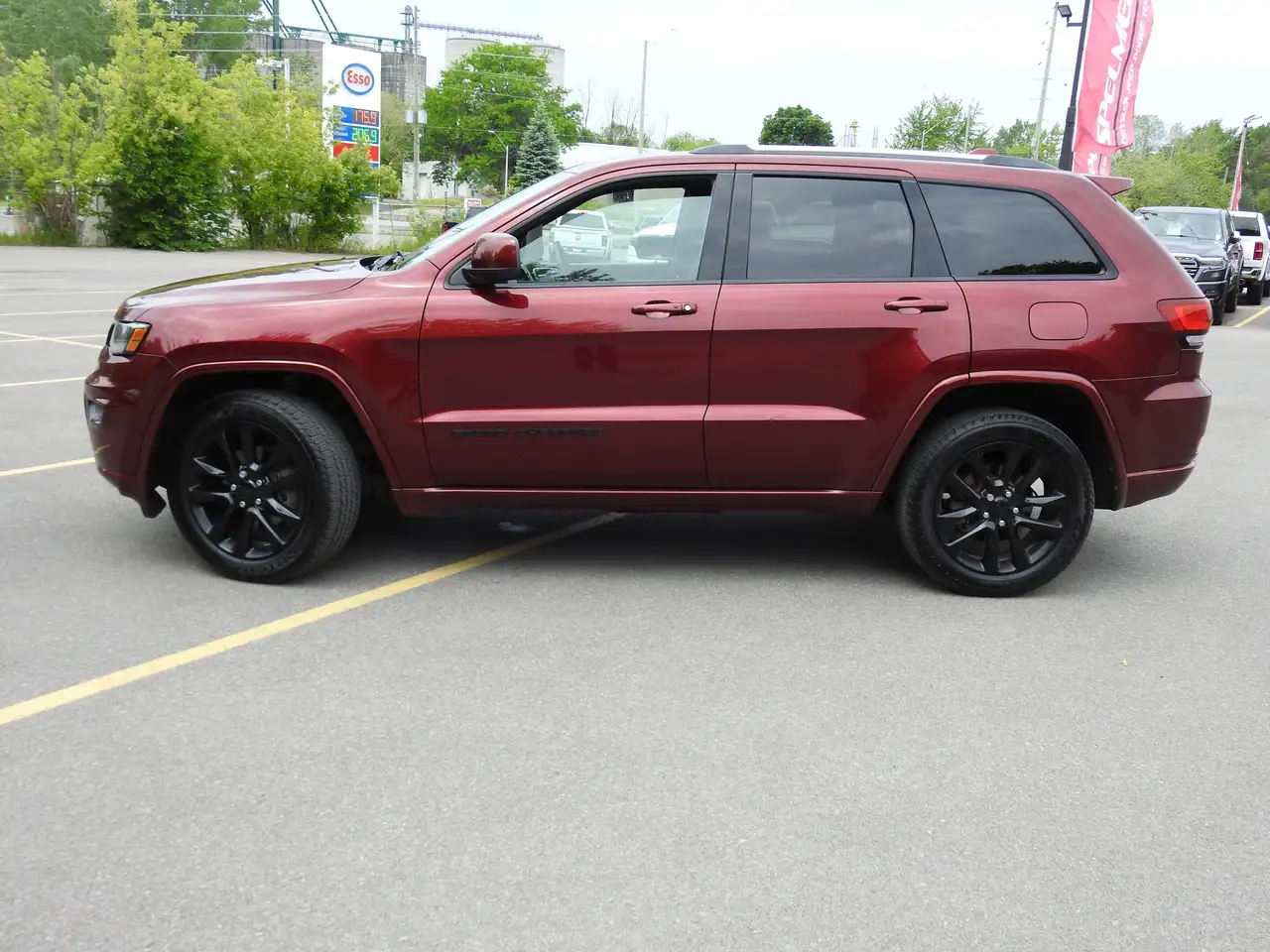 Jeep Grand Cherokee снимка Jeep Grand Cherokee