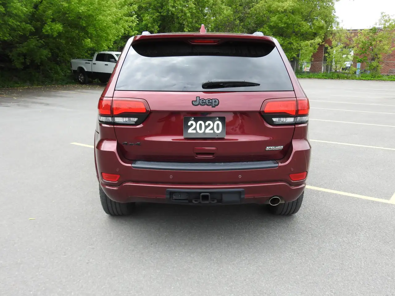 Jeep Grand Cherokee снимка Jeep Grand Cherokee