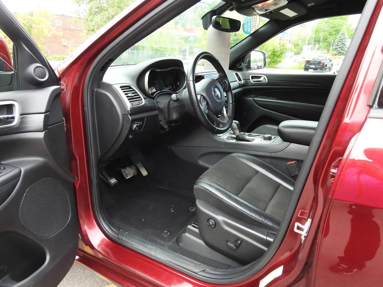 Jeep Grand Cherokee снимка Jeep Grand Cherokee