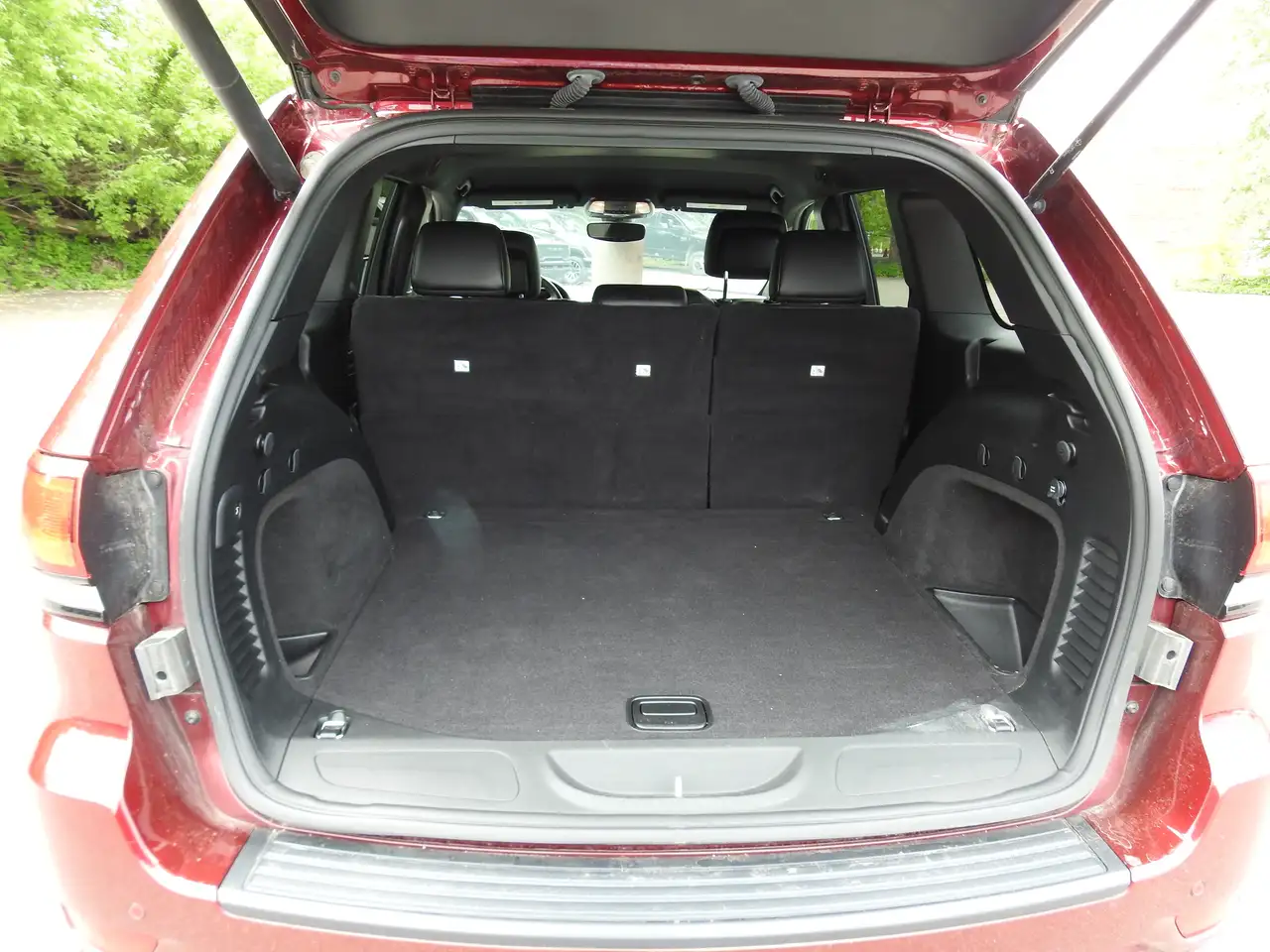 Jeep Grand Cherokee снимка Jeep Grand Cherokee