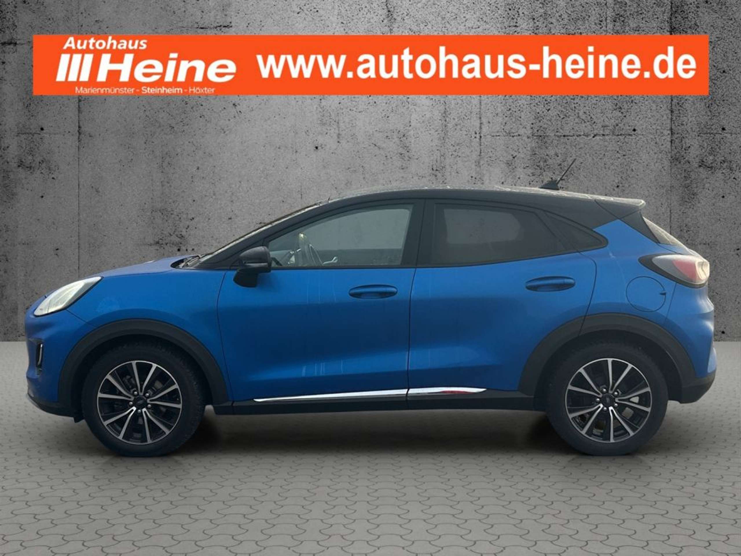 Fahrzeugabbildung Ford Puma 1.0 EcoBoost Hybrid TITANIUM - mit KI generiert/bearbeitet