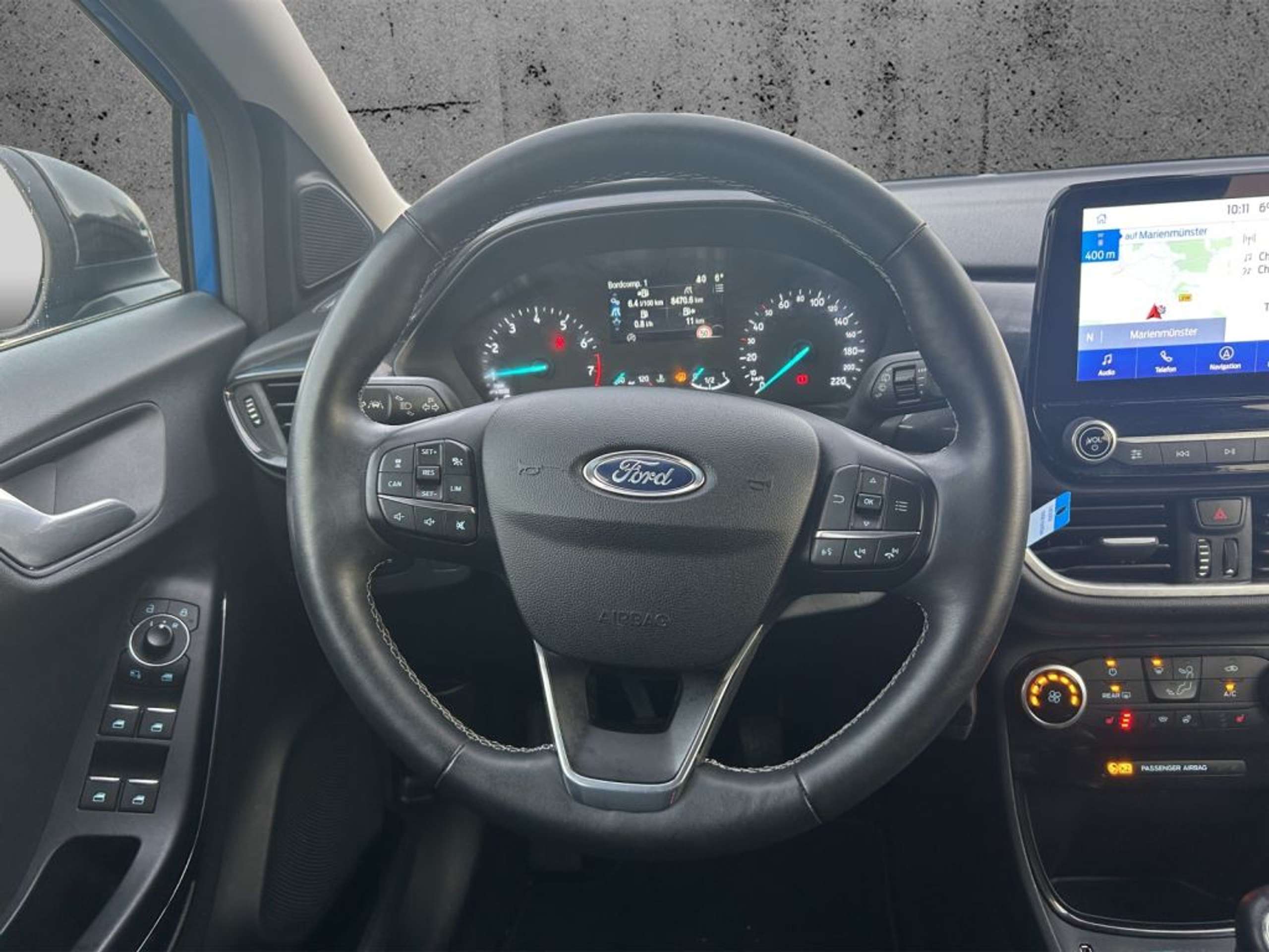 Fahrzeugabbildung Ford Puma 1.0 EcoBoost Hybrid TITANIUM - mit KI generiert/bearbeitet