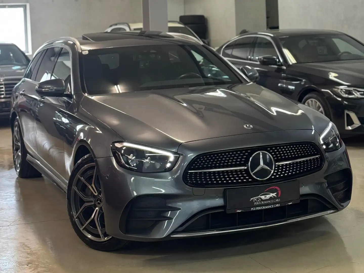 Mercedes-Benz E 300 E 300 d 4Matic/AMG/MWST/AHK Gris - 1
