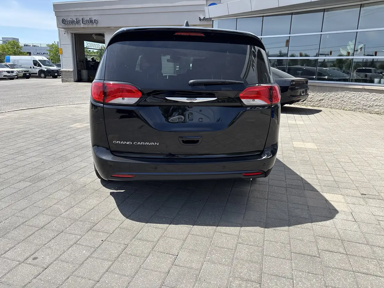 Chrysler Grand Caravan снимка Chrysler Grand Caravan