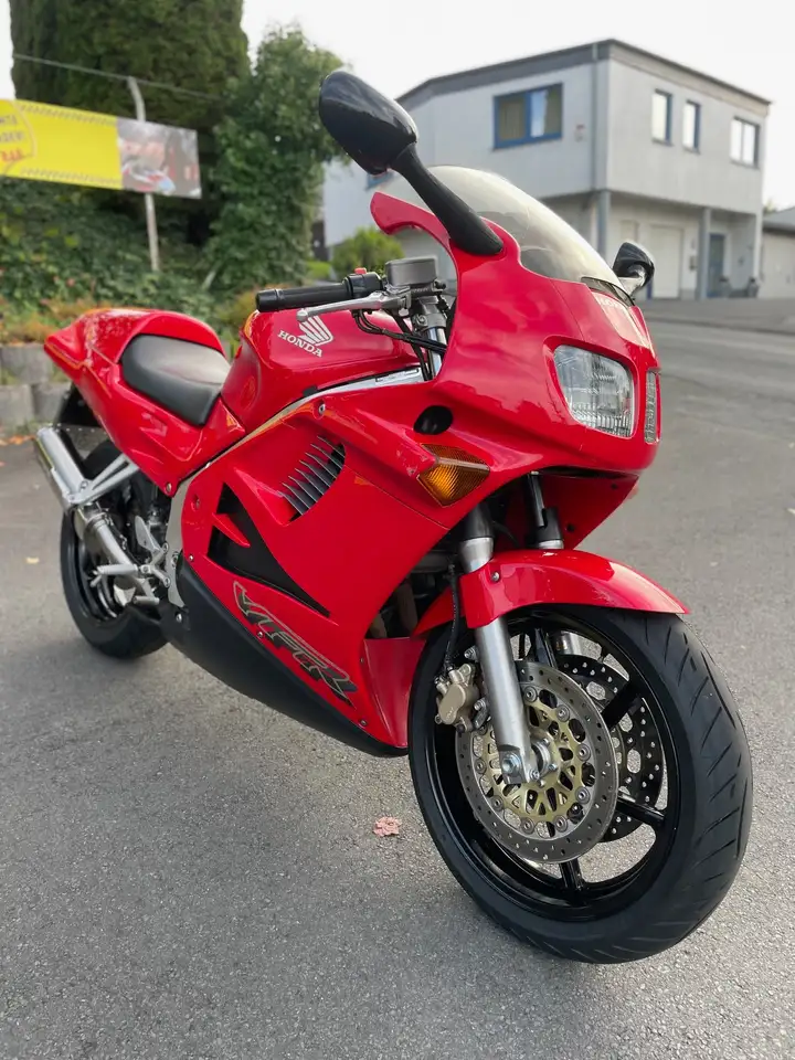 Honda VFR 750