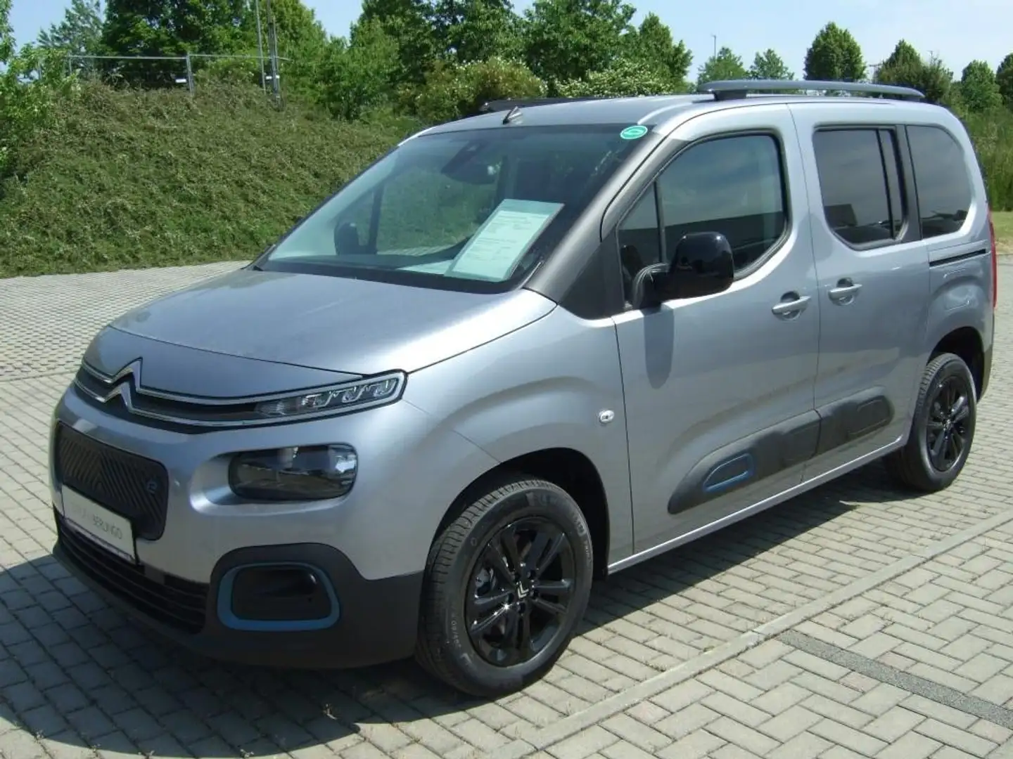 Citroen Berlingo Shine Elektro M 136 Navigation Klima Rückfahrka Grau - 2