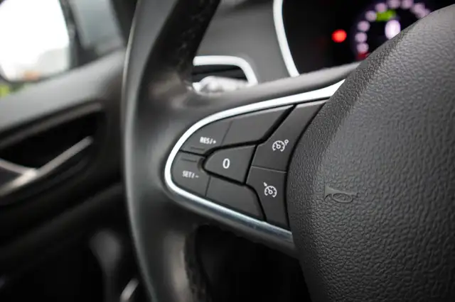 Renault Megane view 11
