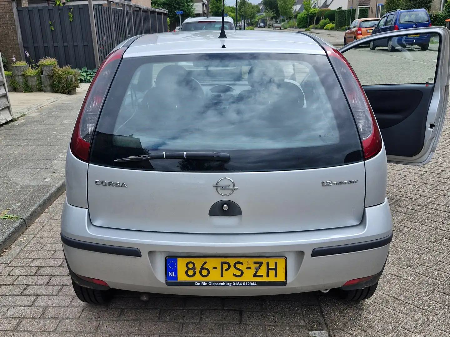 Opel Corsa Corsa 1.2-16V Rhythm - 1
