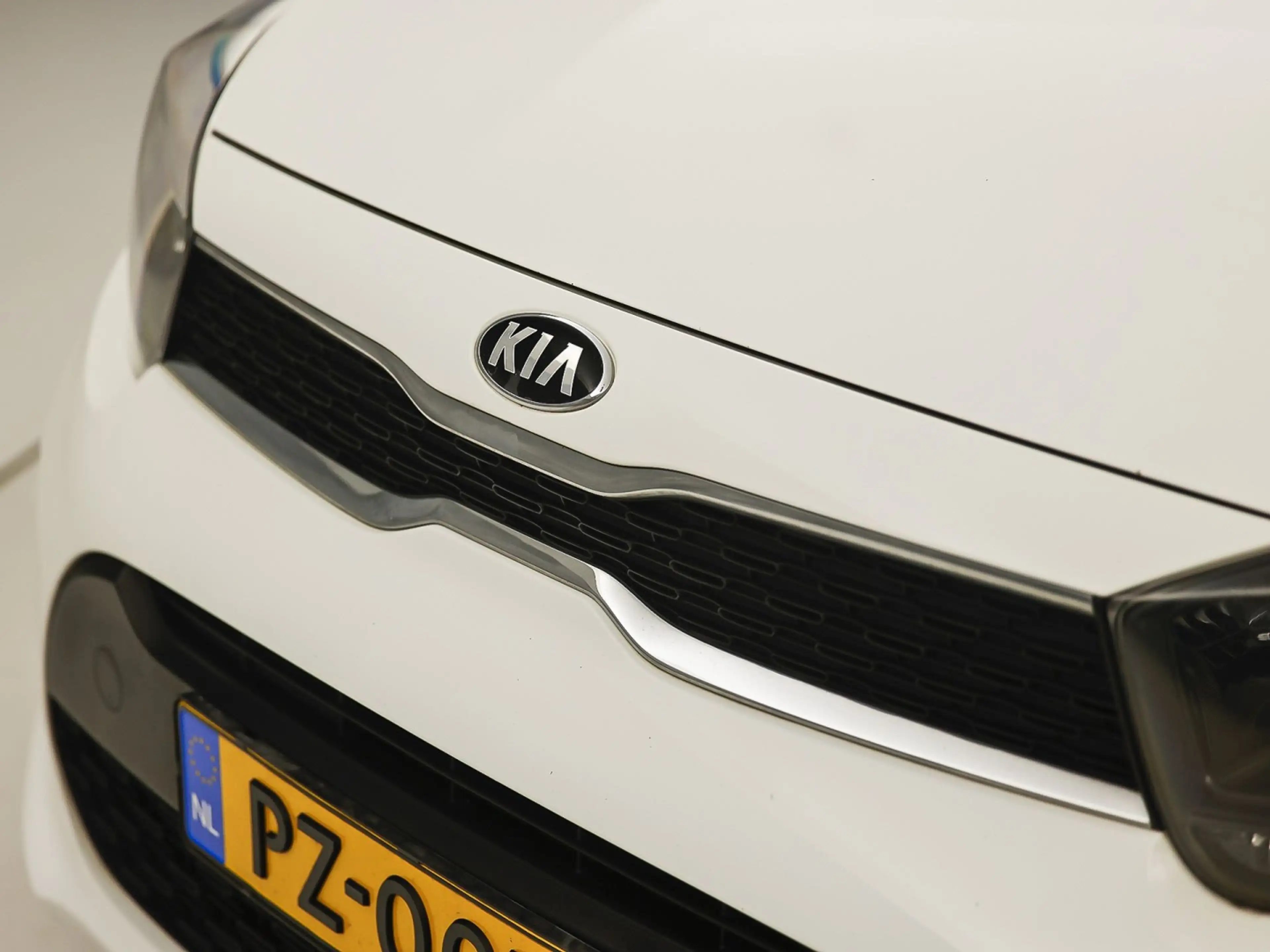 Kia Picanto 1.0 CVVT ComfortPlusLine Navigator (NAVIGATIE, CAM — photo 26