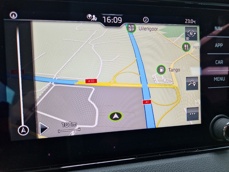 Skoda Karoq 1.5 TSI ACT Sportline Business — photo 12