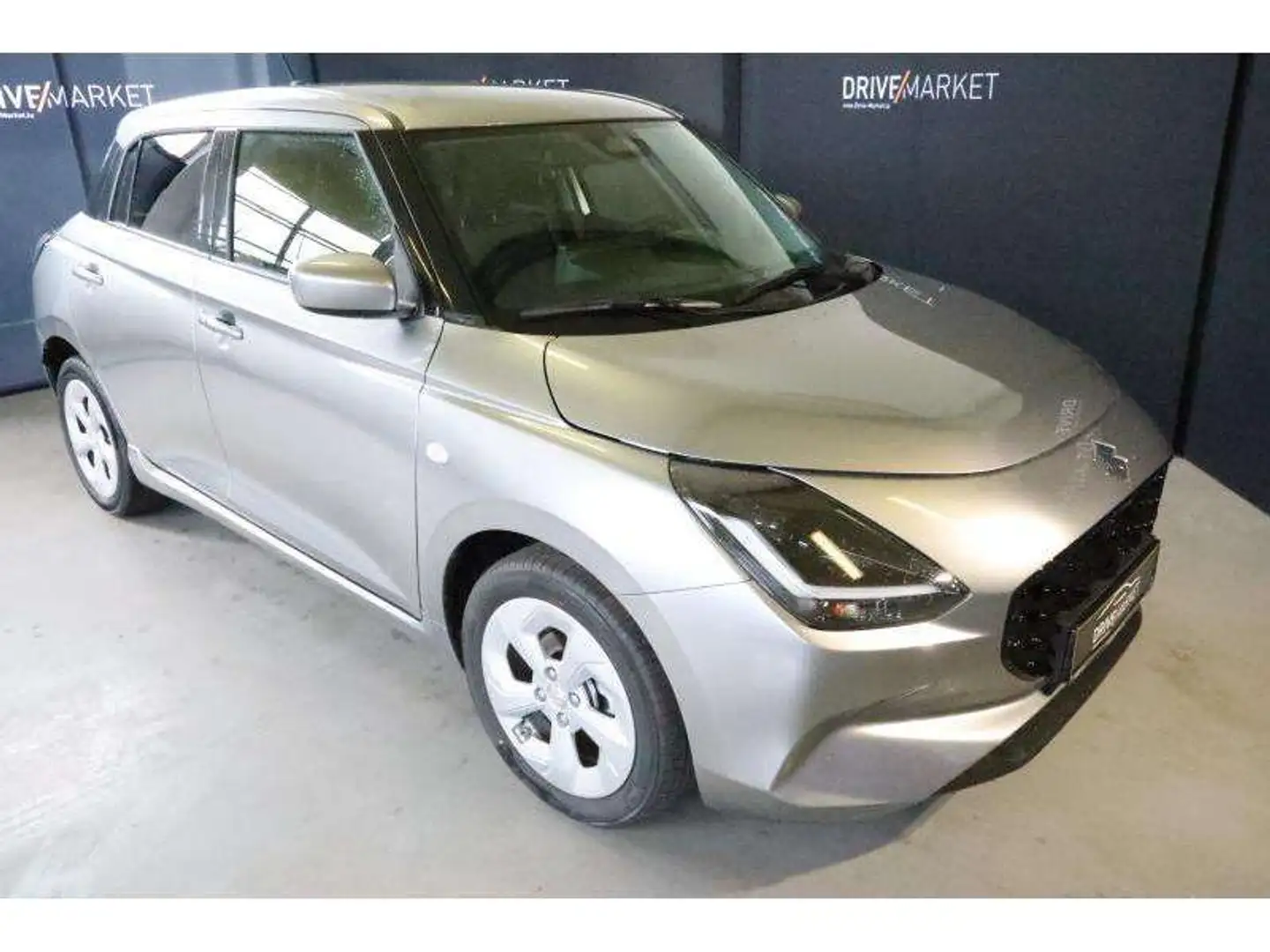 Suzuki Swift GL+ Argent - 1