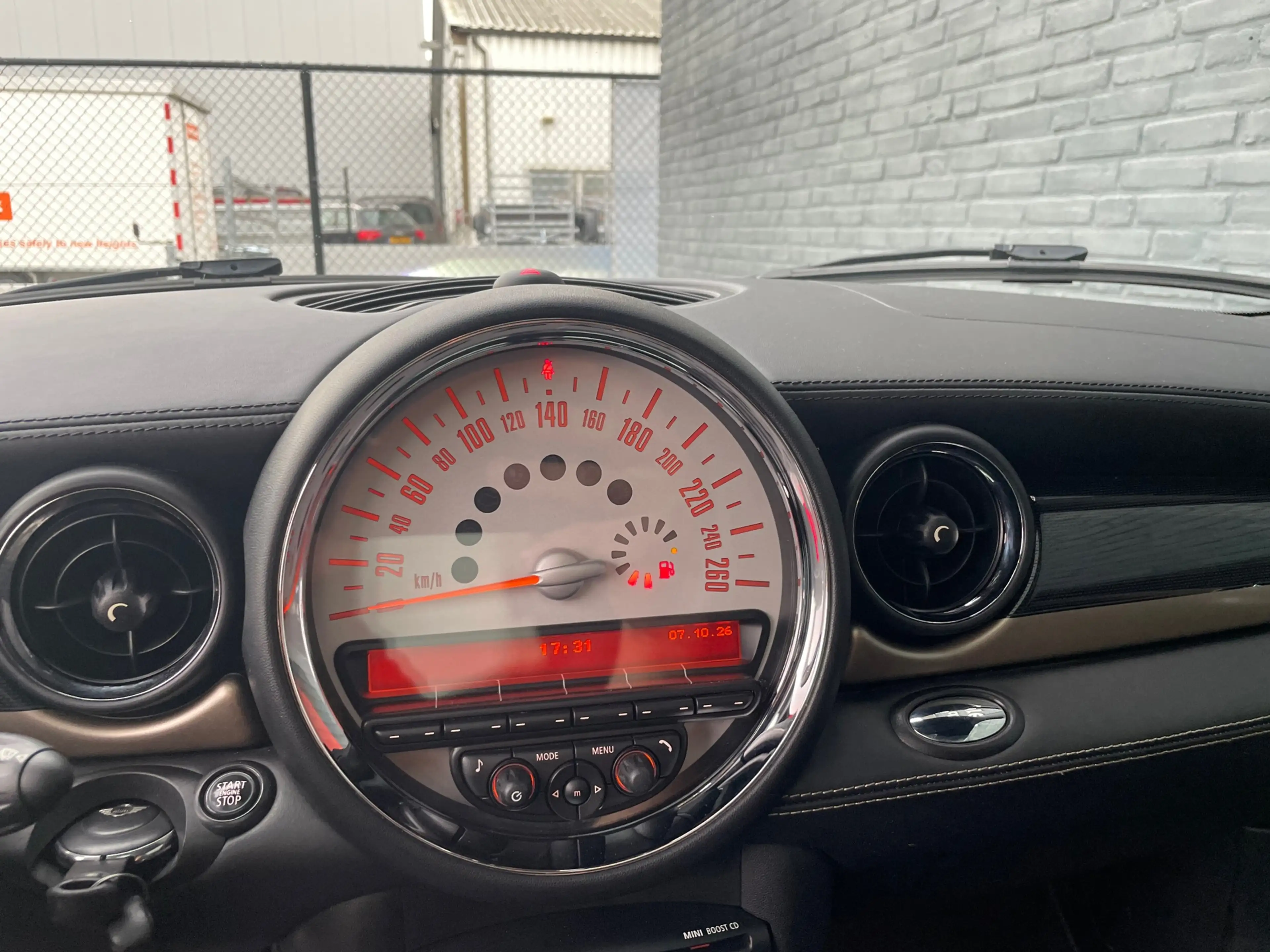 MINI Cooper S Clubman 1.6 Chili bond street pano — photo 19