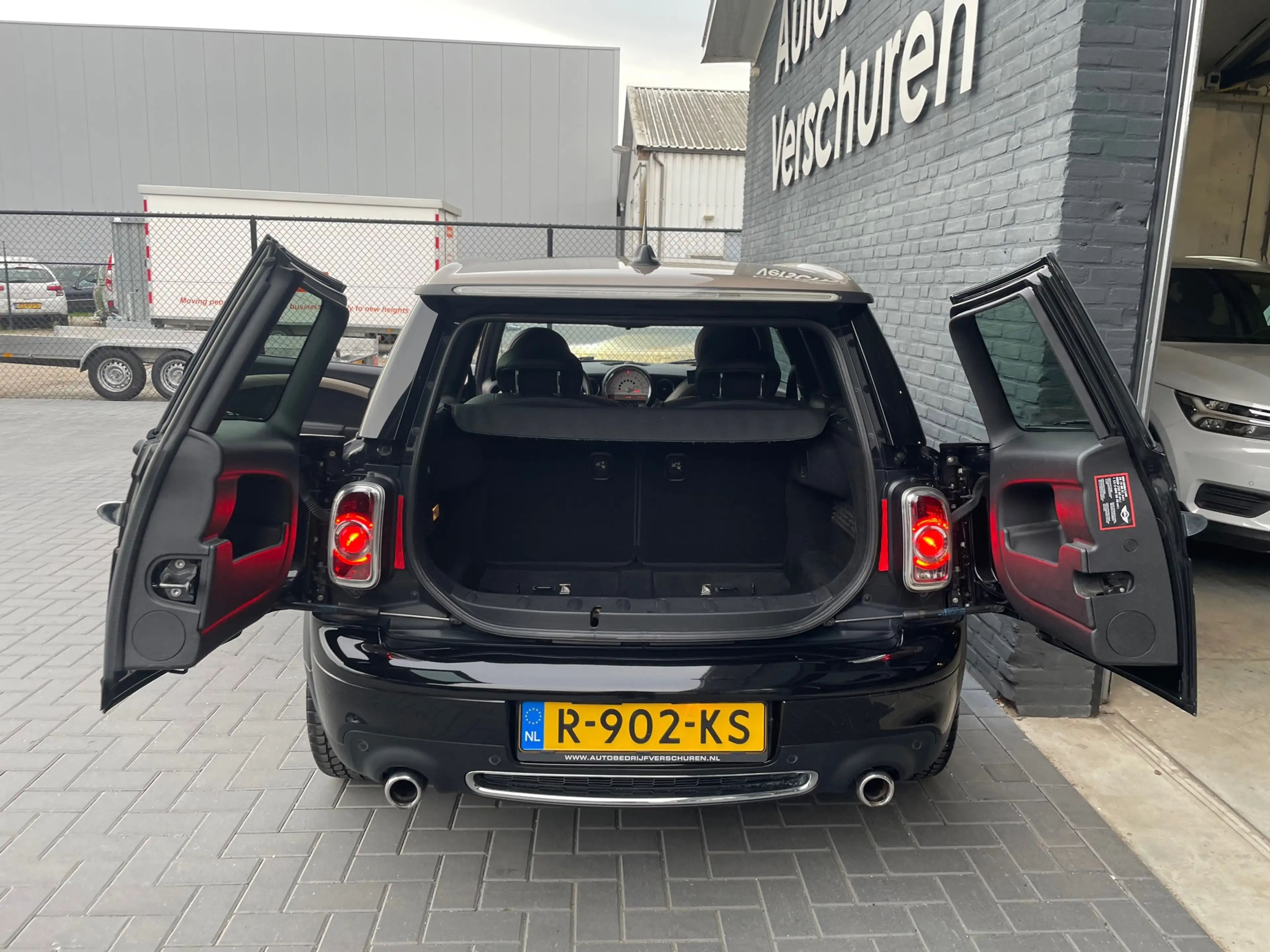MINI Cooper S Clubman 1.6 Chili bond street pano — photo 25
