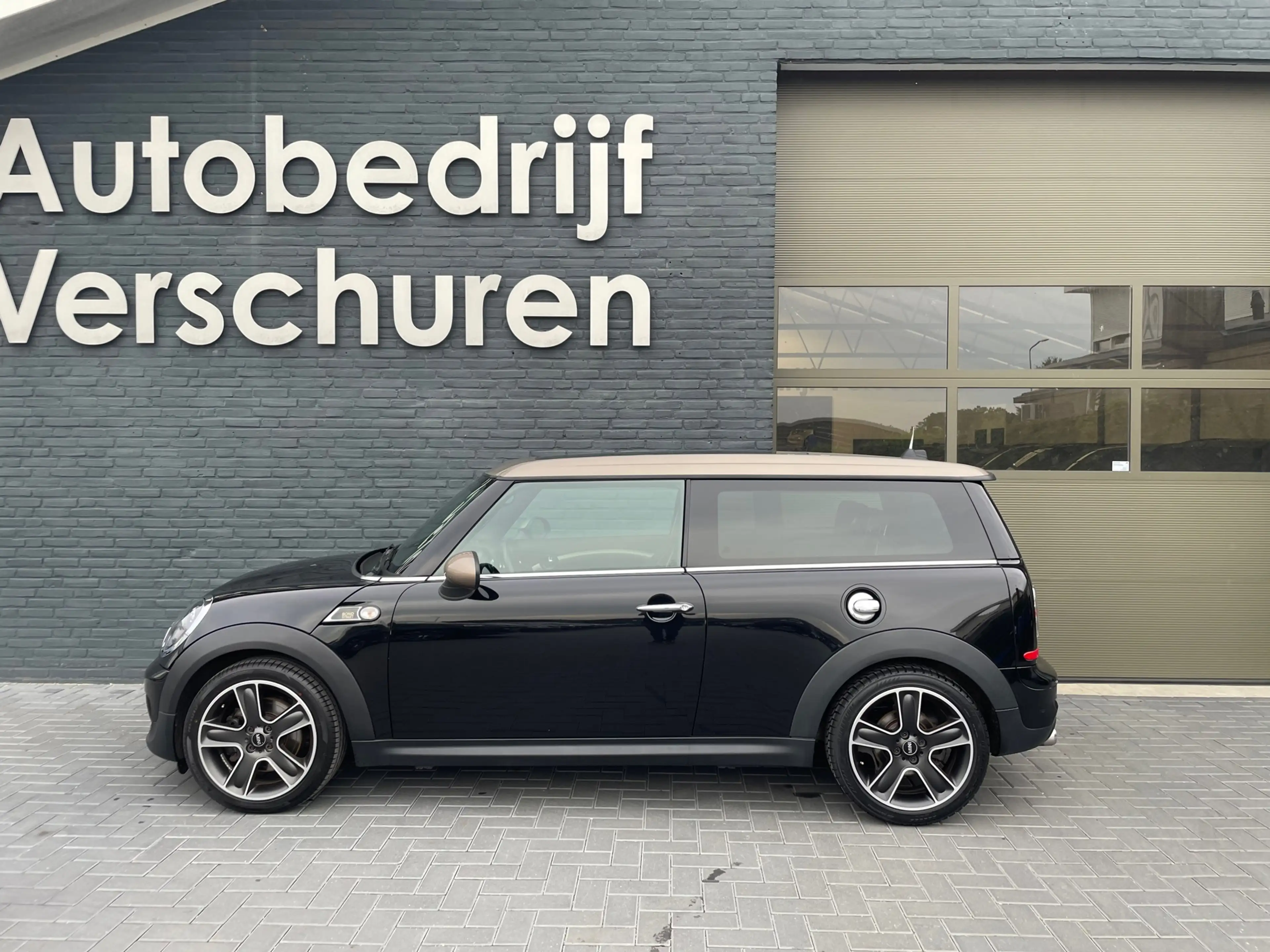 MINI Cooper S Clubman 1.6 Chili bond street pano — photo 6