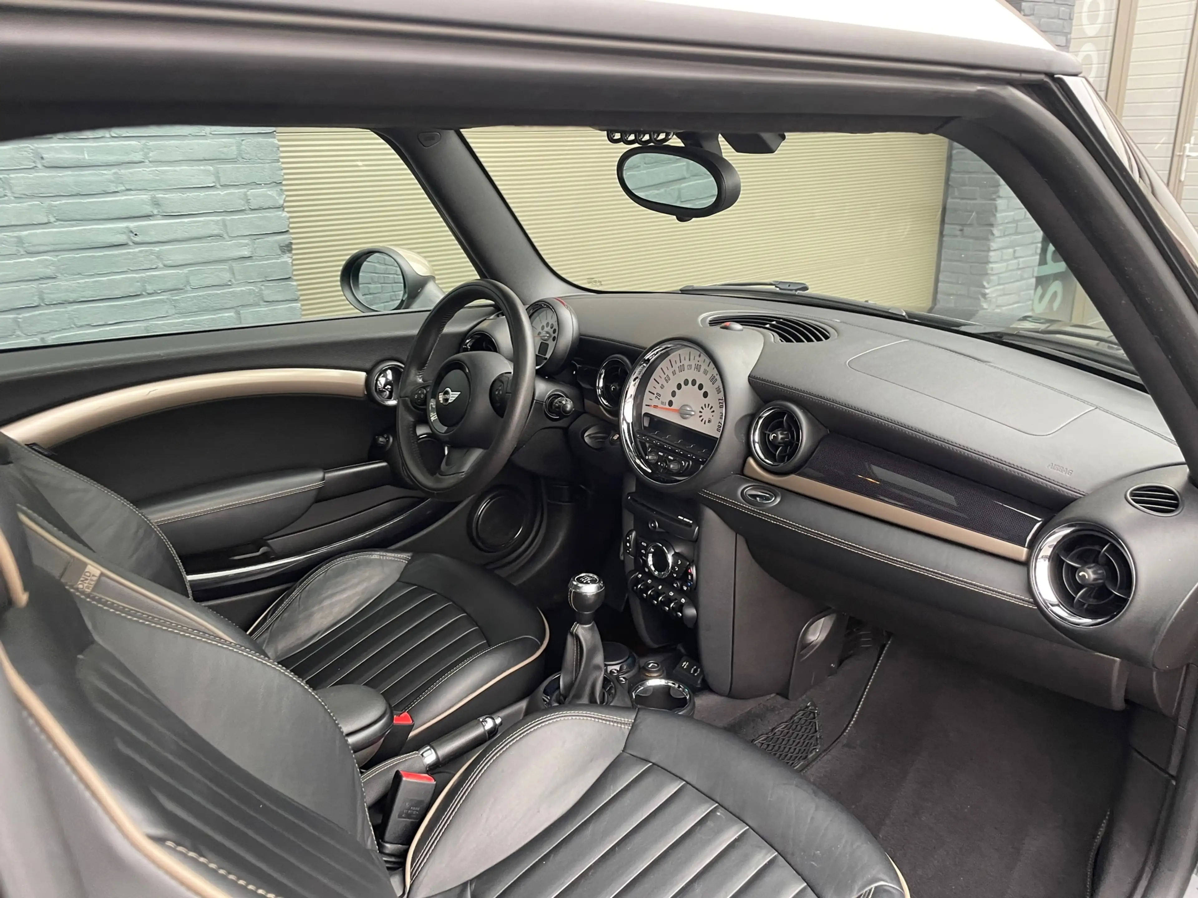 MINI Cooper S Clubman 1.6 Chili bond street pano — photo 13