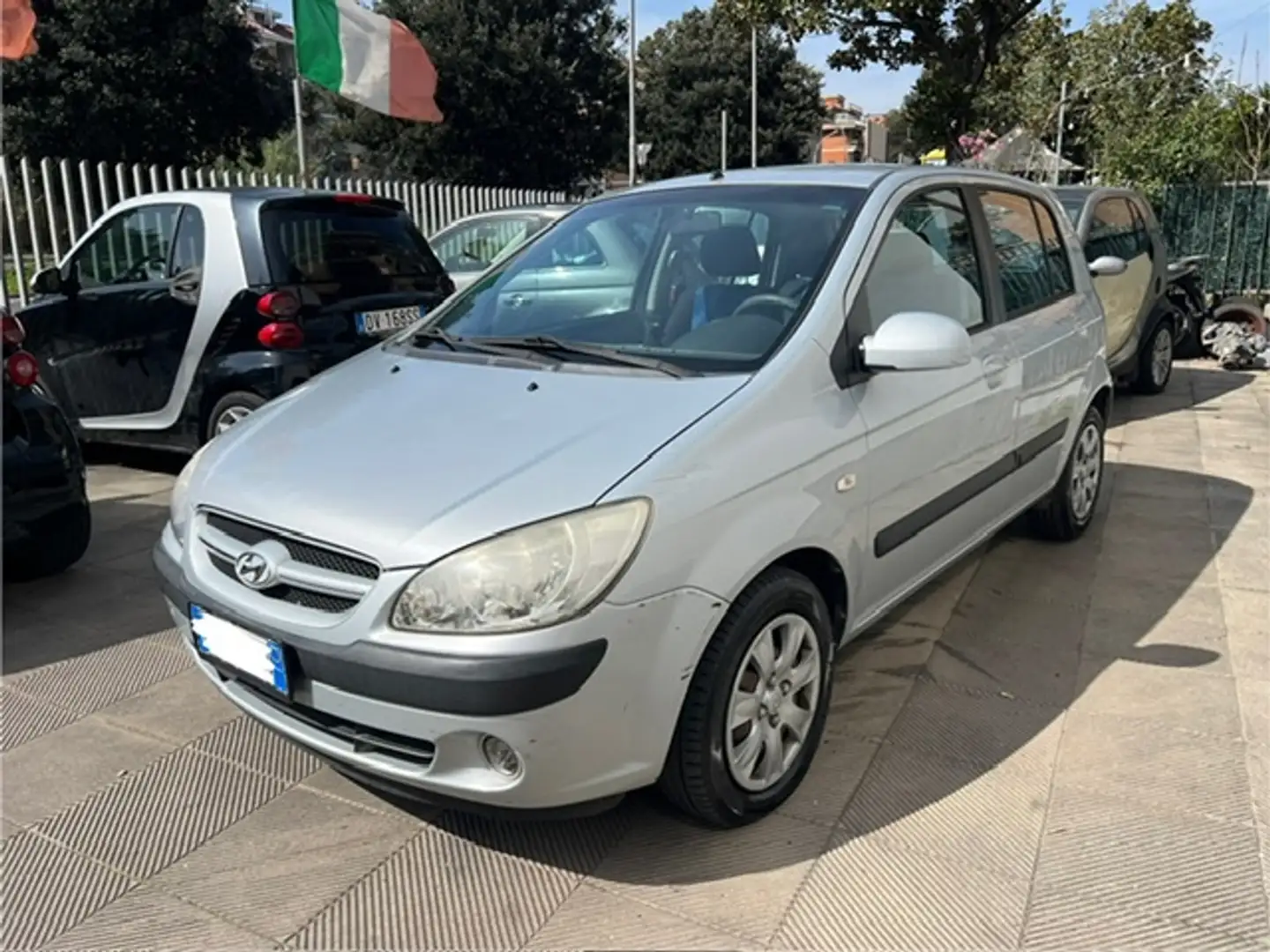 Hyundai Getz Getz 1.5 crdi 16v vgt Active 5p Plateado - 1