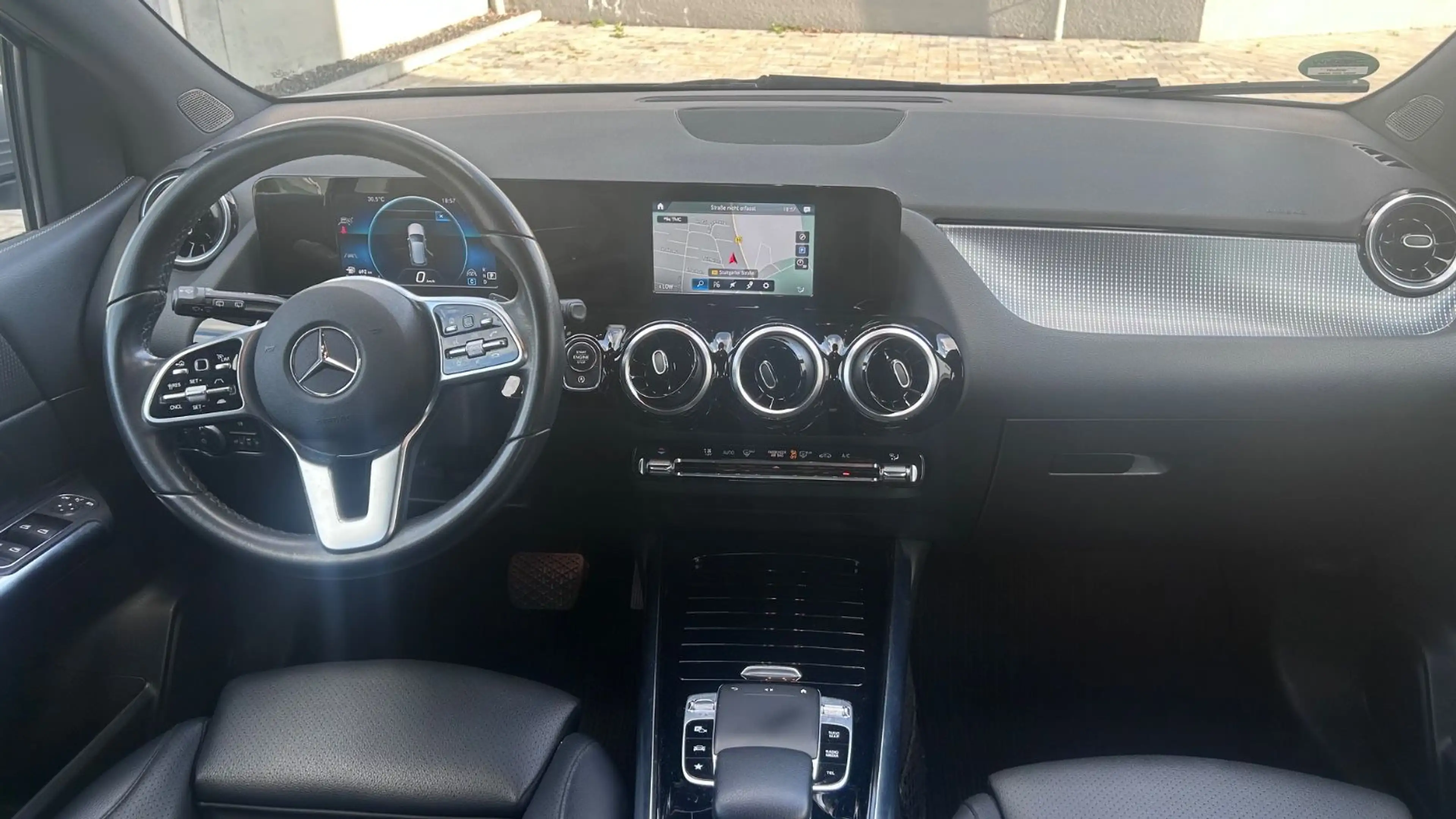 Mercedes-Benz B 220 B B 220 d — photo 6