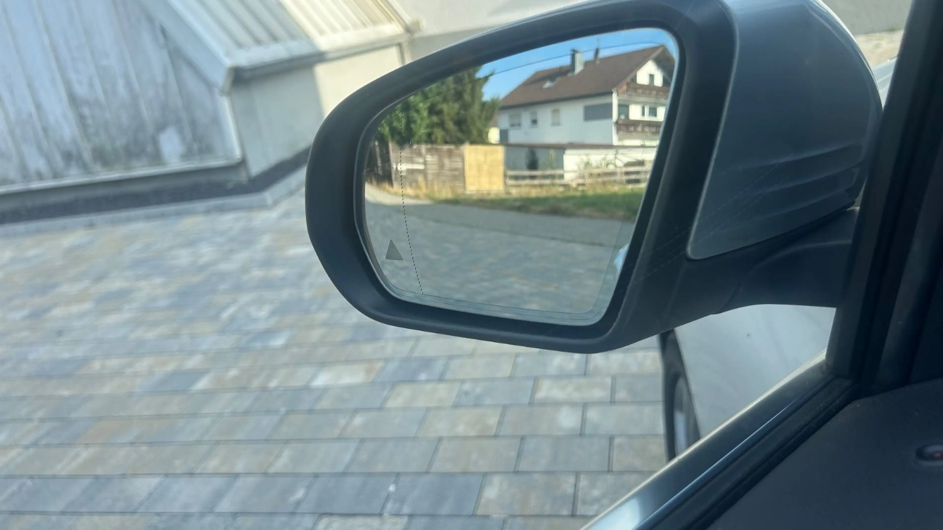Mercedes-Benz B 220 B B 220 d — photo 10
