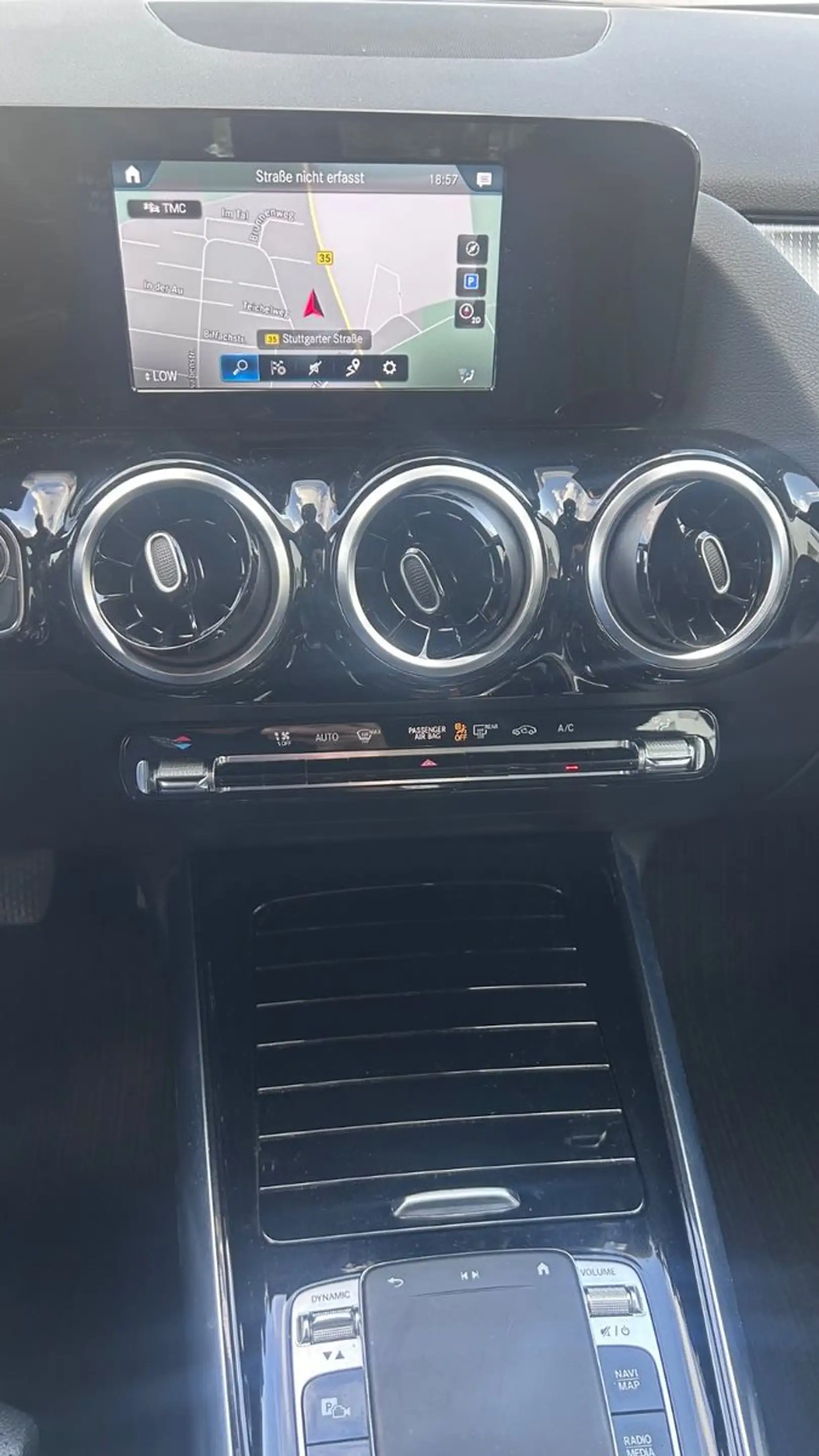 Mercedes-Benz B 220 B B 220 d — photo 8