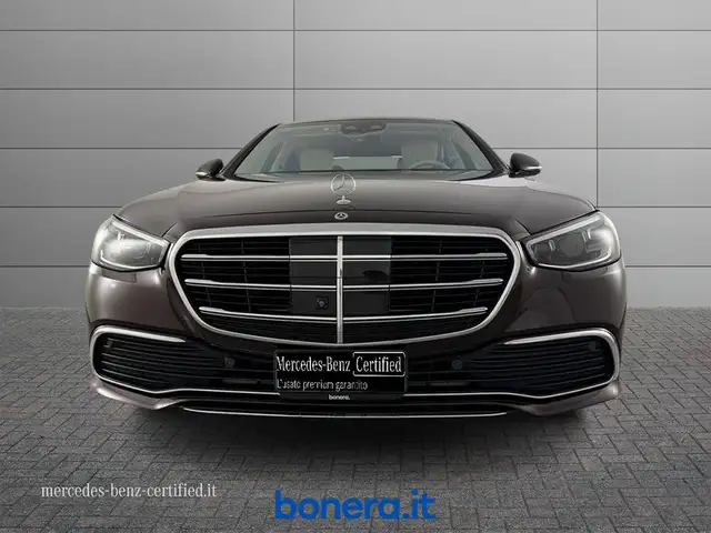 Mercedes-Benz S-Class view 4
