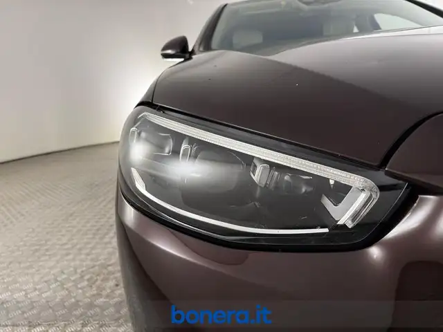 Mercedes-Benz S-Class view 8