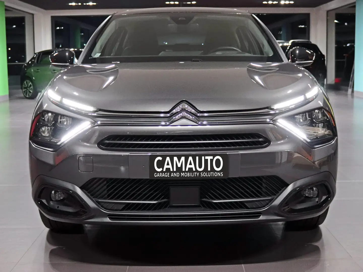 Citroen C4 1.2 Turbo 130cv Plus Gris - 2