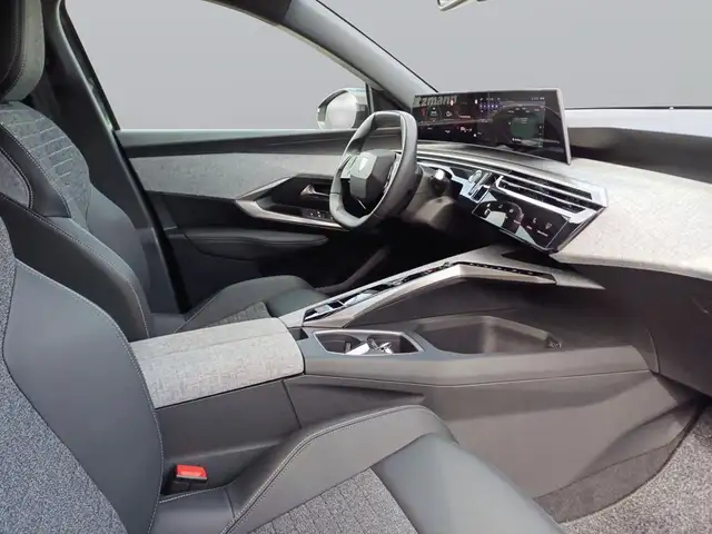 Peugeot 3008 view 11