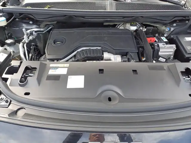 Peugeot 3008 view 5