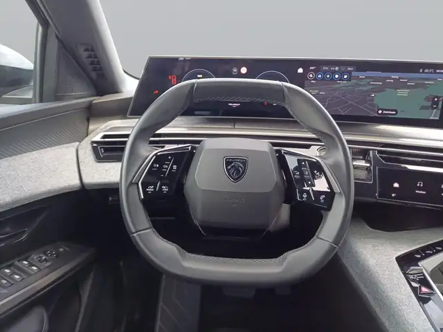 Peugeot 3008 view 13