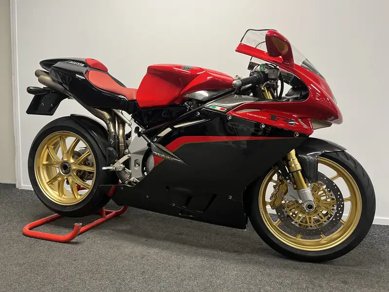 MV Agusta F4 1000 - foto 5