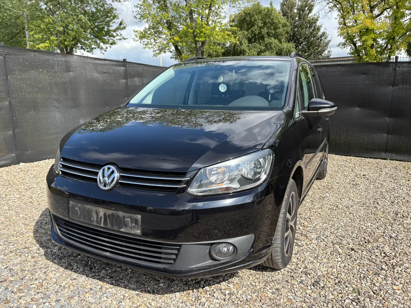 Volkswagen Touran Touran 1.6 CR TDi Trendline Black - 1
