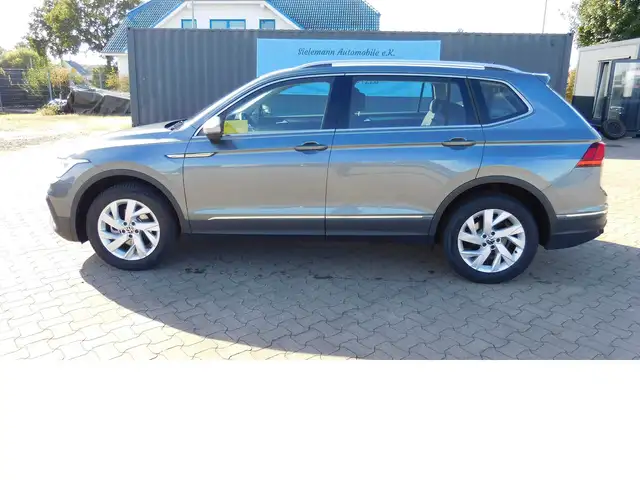 2025 Volkswagen Tiguan Allspace in Grey for sale