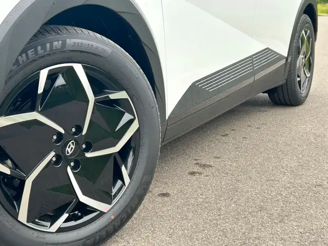 Hyundai Ioniq 5 view 10