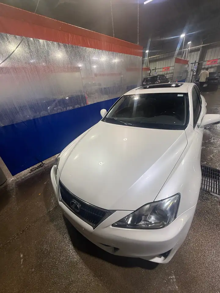 Lexus IS fotografie Lexus IS