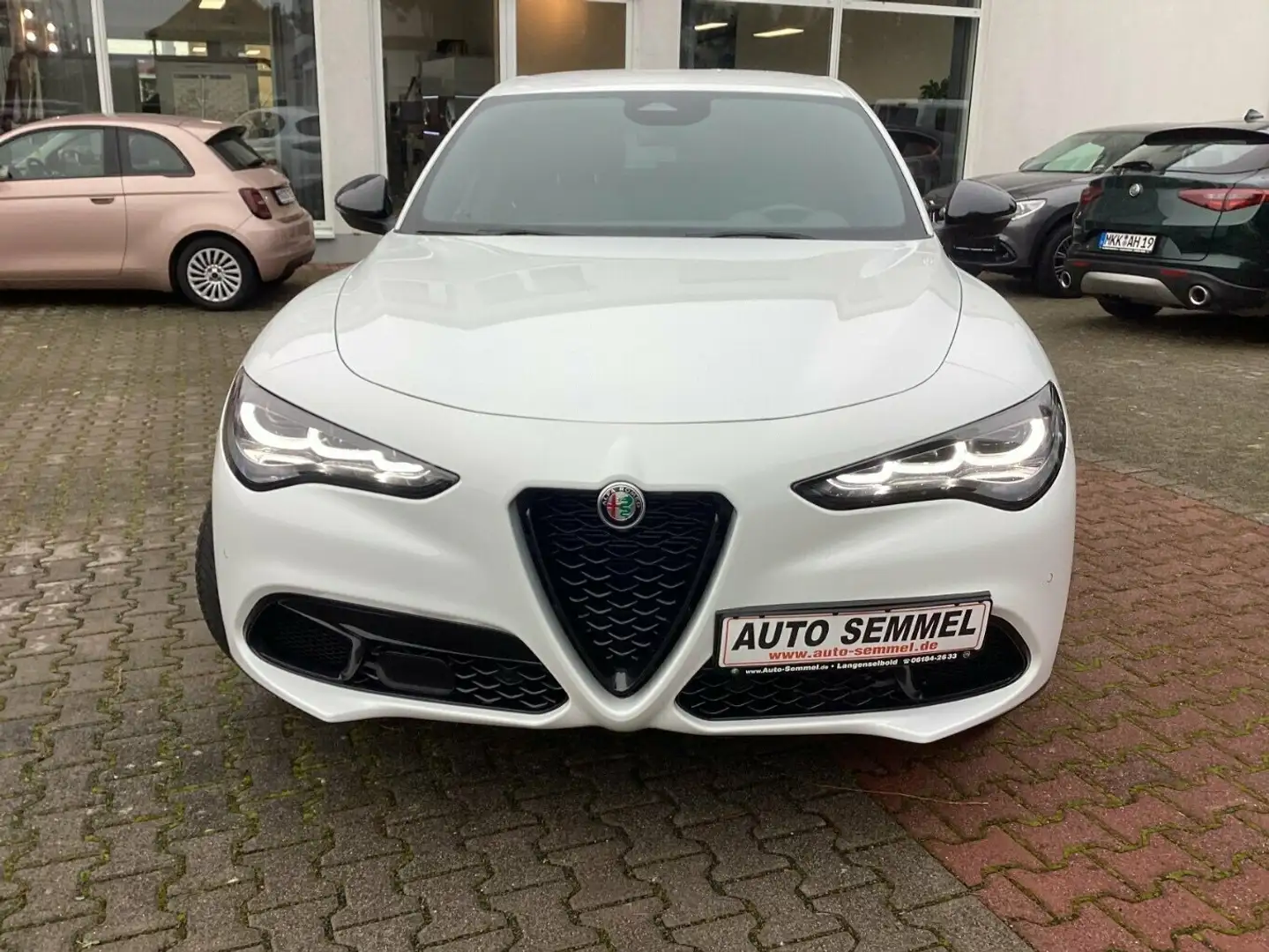 Alfa Romeo Stelvio Veloce Q4 2.0 Turbo 280PS Weiß - 2