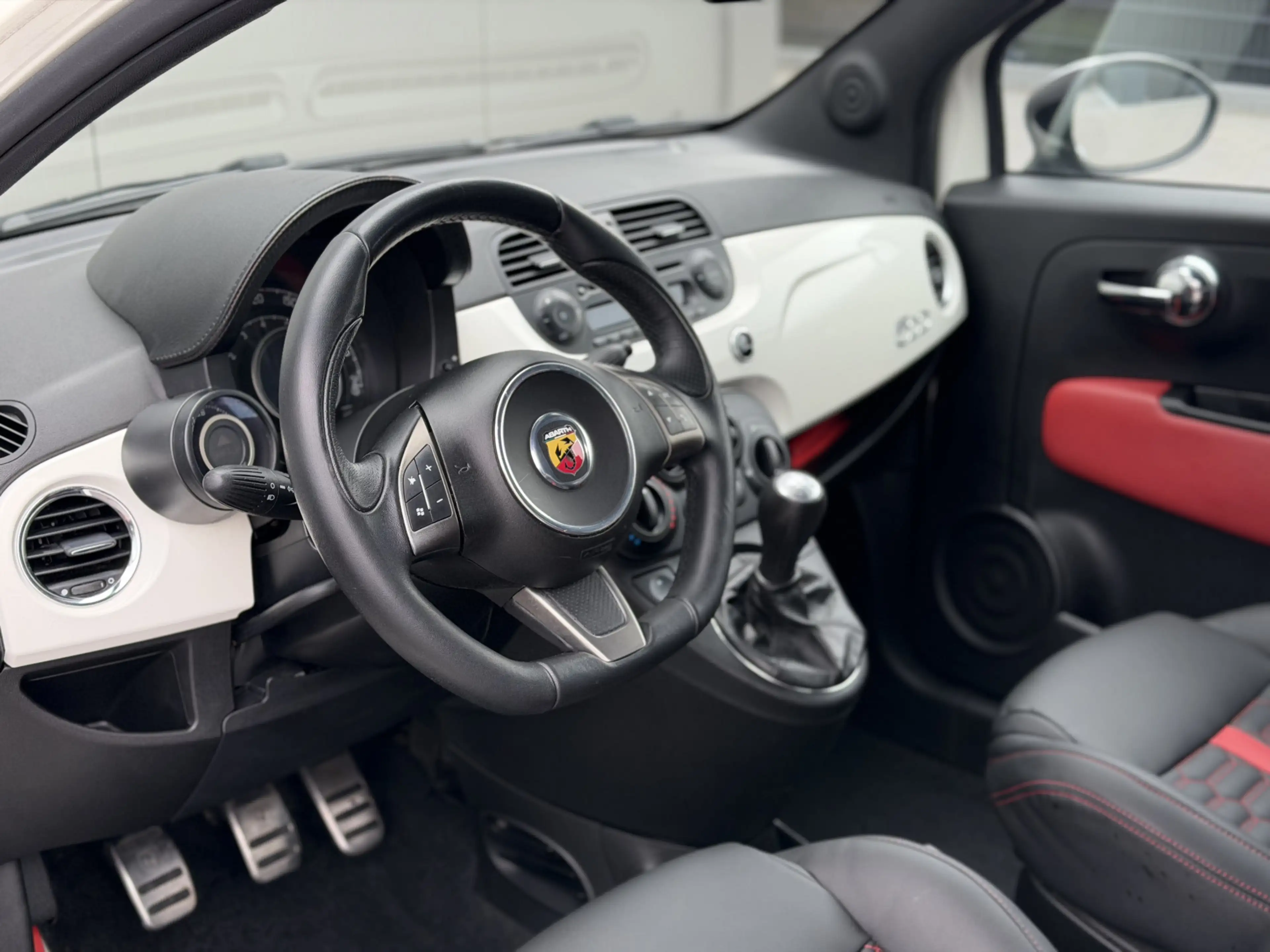 Abarth 500 1.4-16V T-Jet | Custom Leder | 17" | Sportuitlaat — photo 6