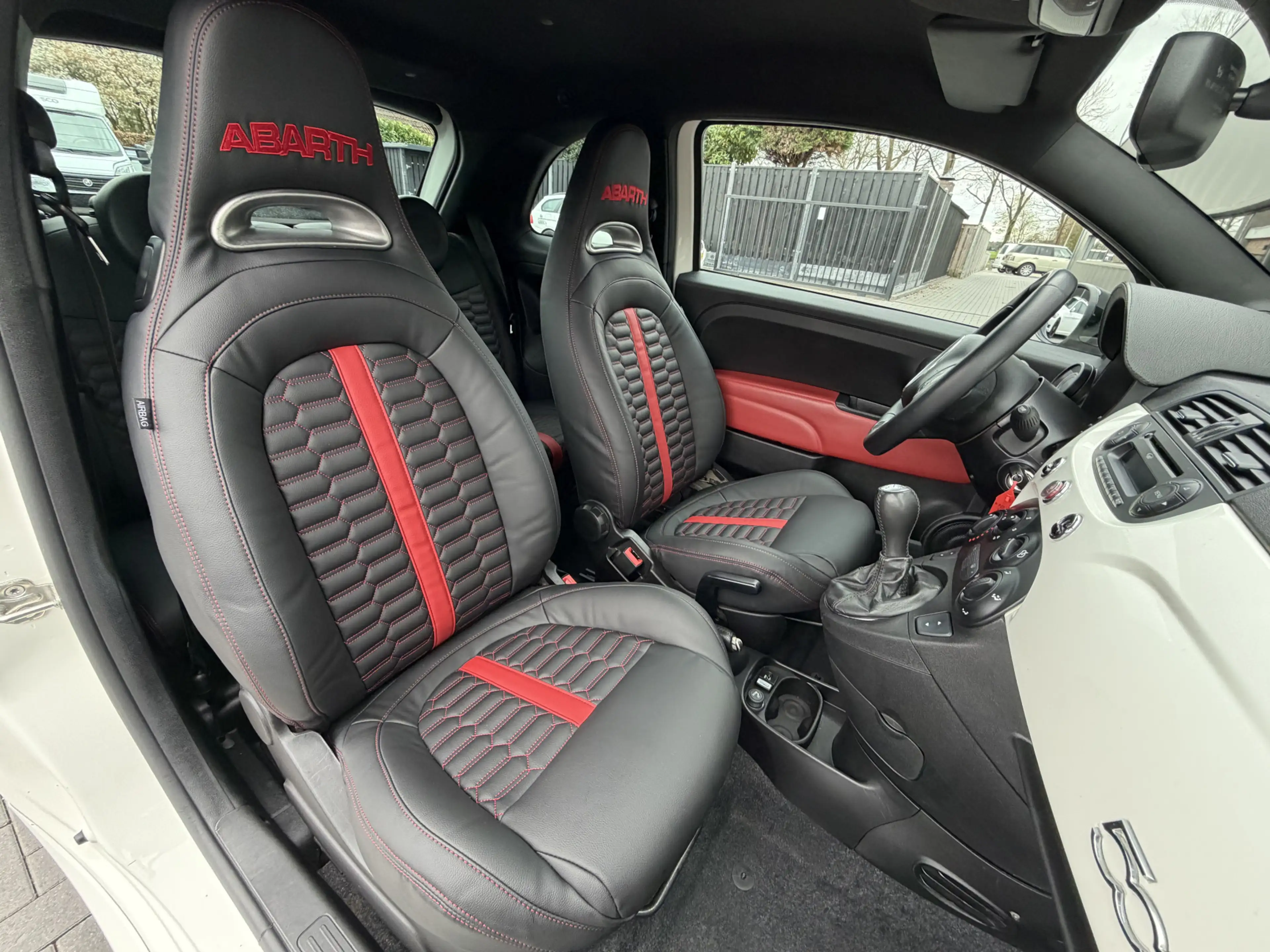 Abarth 500 1.4-16V T-Jet | Custom Leder | 17" | Sportuitlaat — photo 7