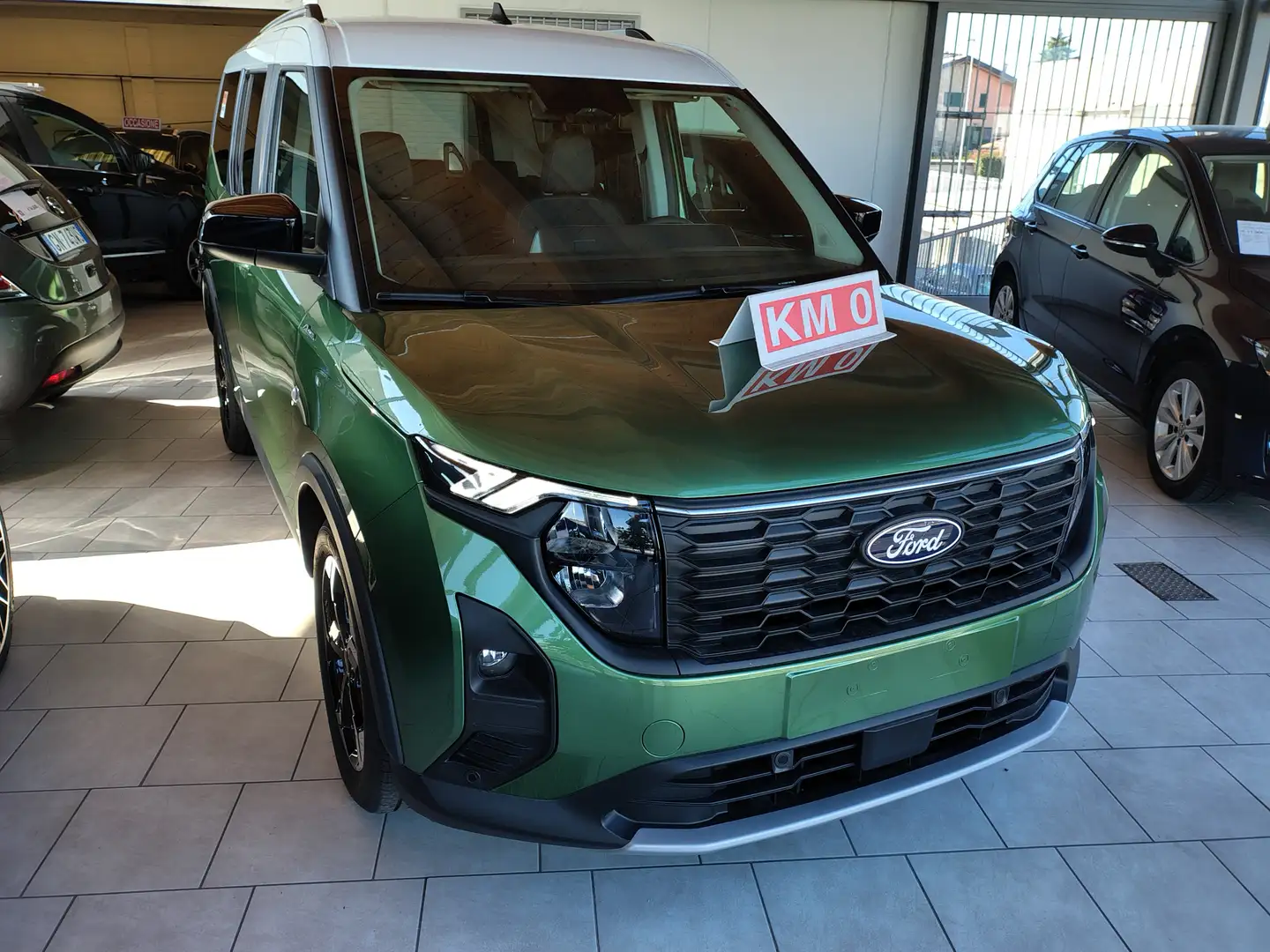 Ford Tourneo Courier 1.0 ecoboost 124cv ACTIVE Verde - 1